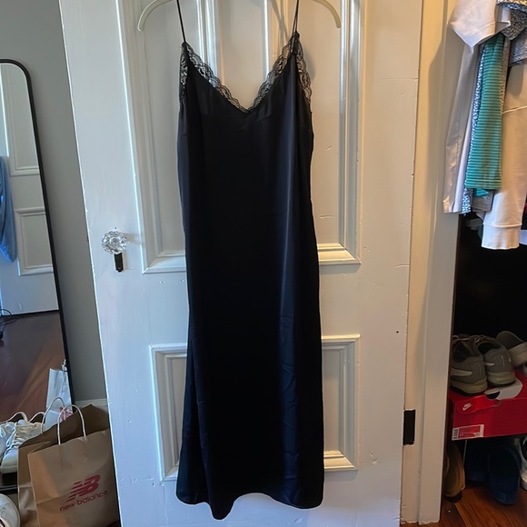 H&M lace slip satin midi dress - Picture 3 of 5